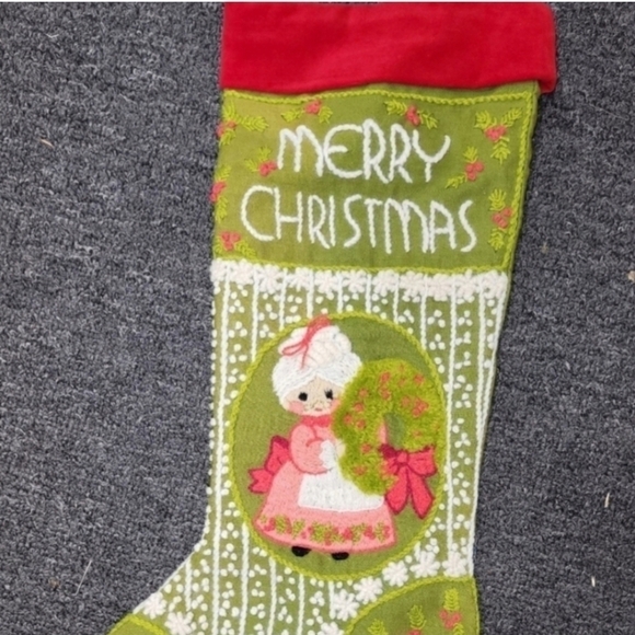 Merry Christmas Stocking Green Crochet Embroidery - Picture 2 of 6